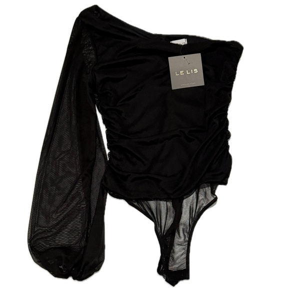 Le Lis Tops - LE LIS Black One-Shoulder Mesh Sleeve Bodysuit NWT | Sz M
